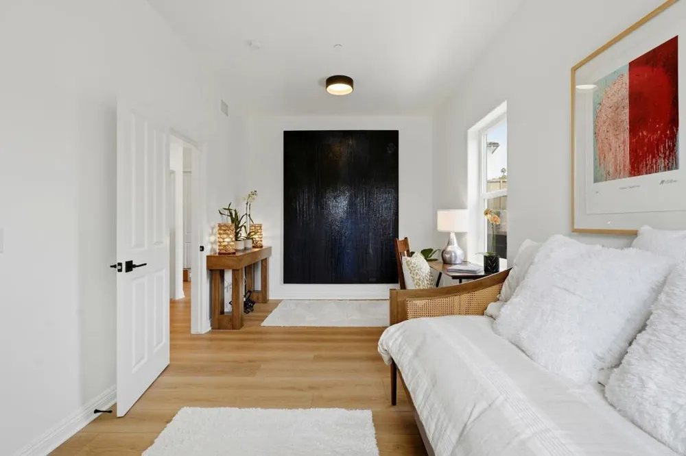 4305 Manchester Avenue Encinitas, CA 92024