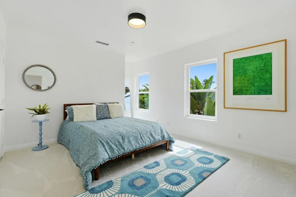 4305 Manchester Avenue Encinitas, CA 92024