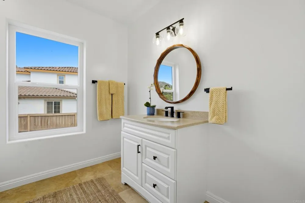 4305 Manchester Avenue Encinitas, CA 92024