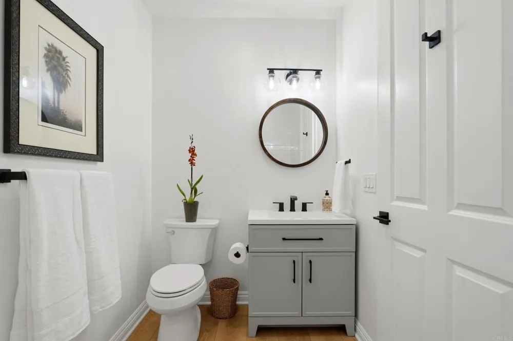 4305 Manchester Avenue Encinitas, CA 92024