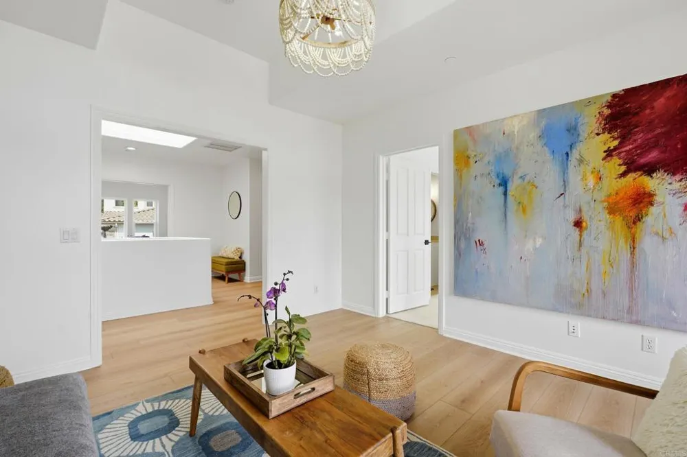4305 Manchester Avenue Encinitas, CA 92024
