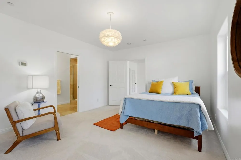 4305 Manchester Avenue Encinitas, CA 92024
