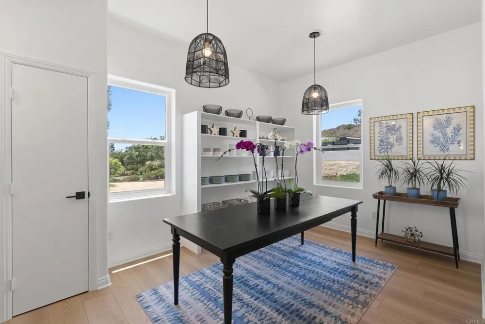 4305 Manchester Avenue Encinitas, CA 92024