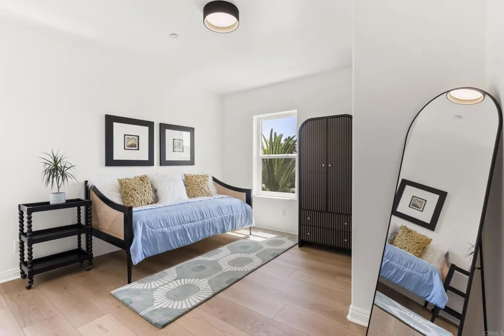 4305 Manchester Avenue Encinitas, CA 92024