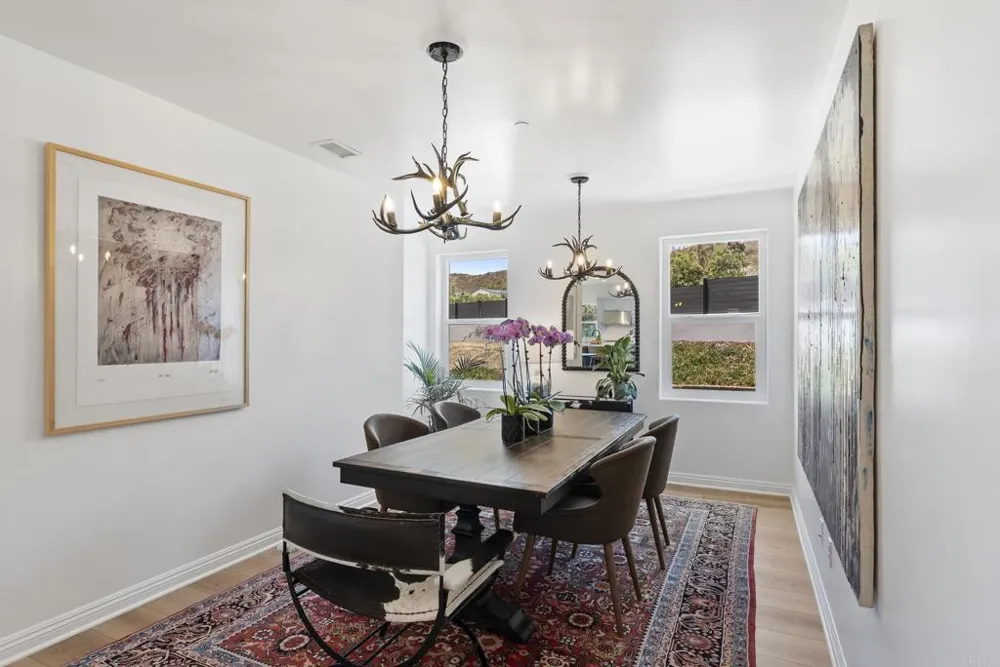 4305 Manchester Avenue Encinitas, CA 92024