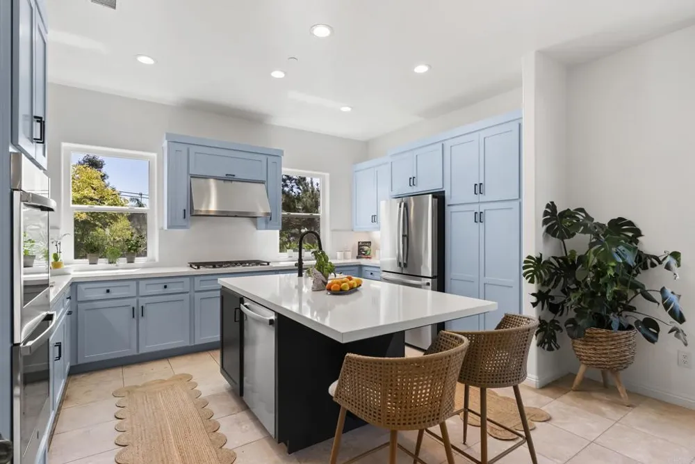 4305 Manchester Avenue Encinitas, CA 92024