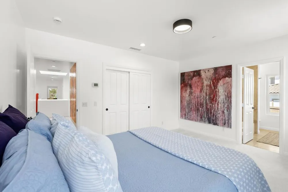 4305 Manchester Avenue Encinitas, CA 92024