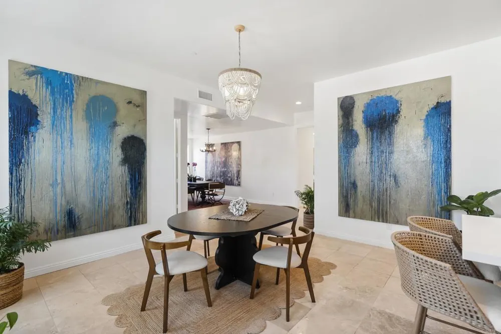 4305 Manchester Avenue Encinitas, CA 92024