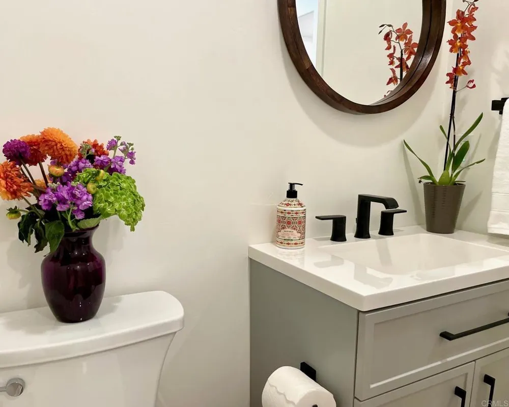 4305 Manchester Avenue Encinitas, CA 92024