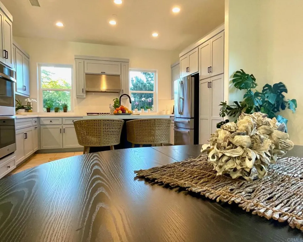 4305 Manchester Avenue Encinitas, CA 92024