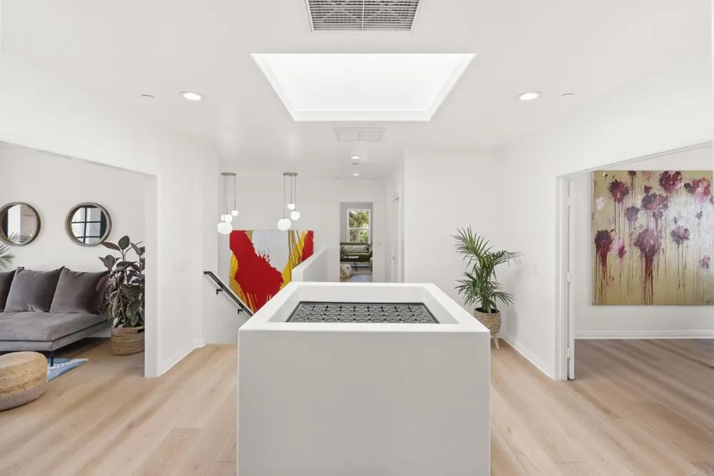 4305 Manchester Avenue Encinitas, CA 92024
