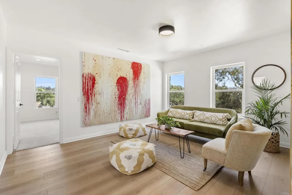 4305 Manchester Avenue Encinitas, CA 92024