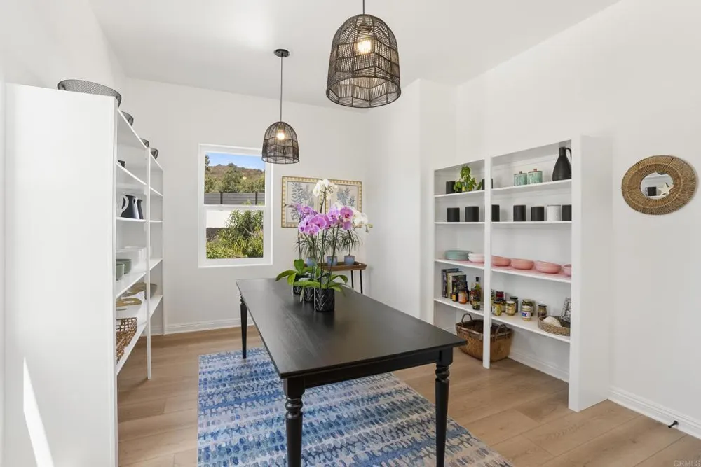 4305 Manchester Avenue Encinitas, CA 92024