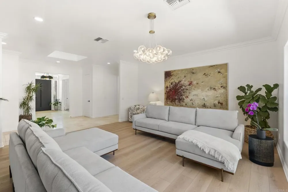 4305 Manchester Avenue Encinitas, CA 92024