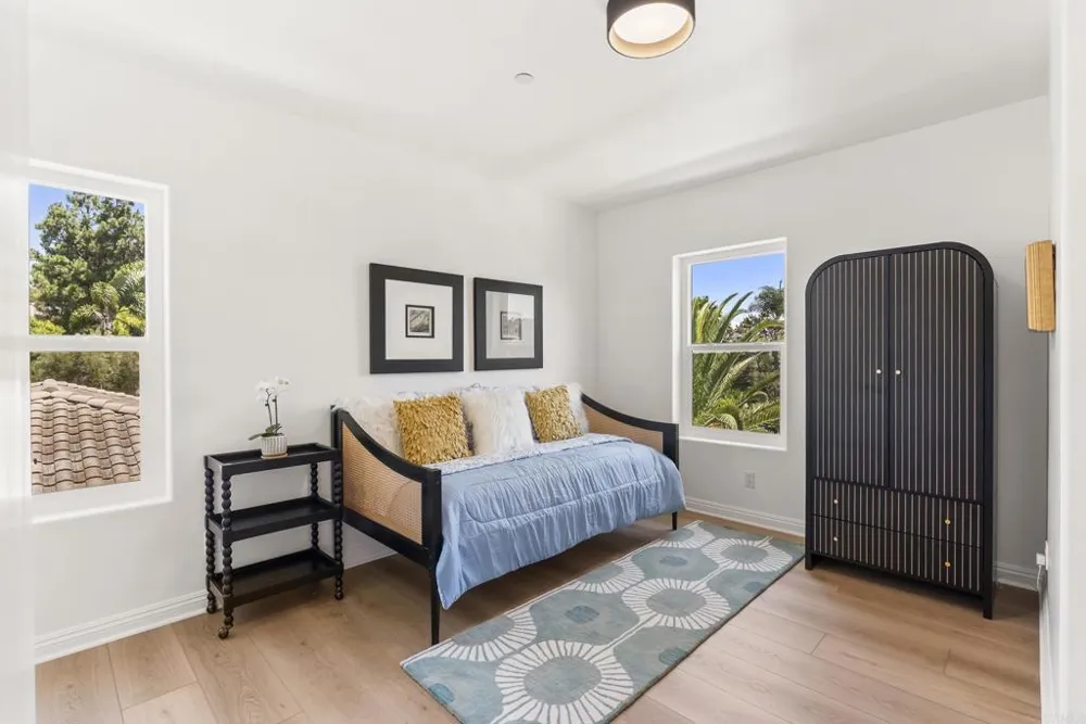 4305 Manchester Avenue Encinitas, CA 92024