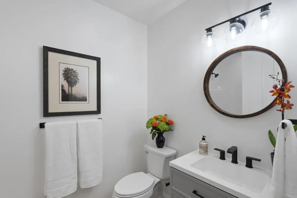 4305 Manchester Avenue Encinitas, CA 92024