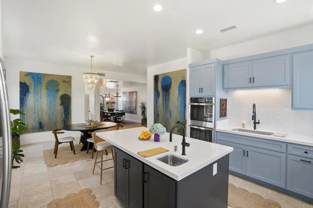 4305 Manchester Avenue Encinitas, CA 92024