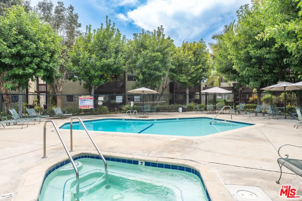 5870 Benner Street #304 Los Angeles, CA 90042