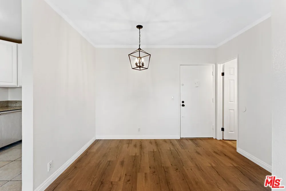 5870 Benner Street #304 Los Angeles, CA 90042