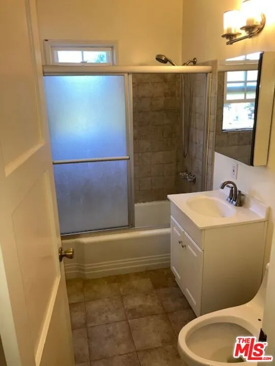 401 Van Ness Avenue #3 Los Angeles, CA 90004