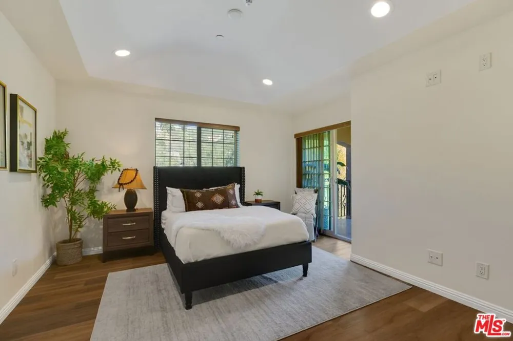 2529 TOPANGA SKYLINE DRIVE Topanga, CA 90290