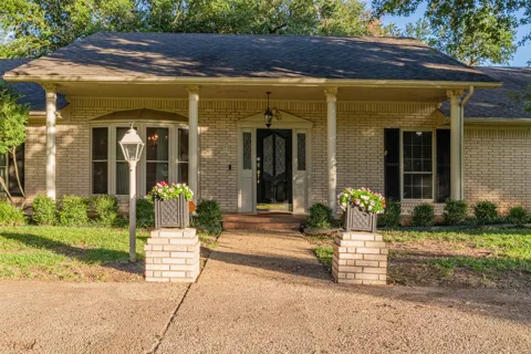 3400 Dever Drive
