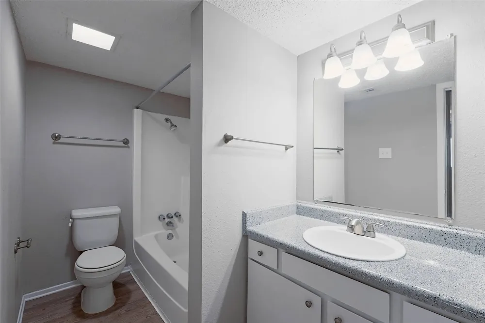 8100 N Mopac Expressway #07-237 Austin, TX 78759