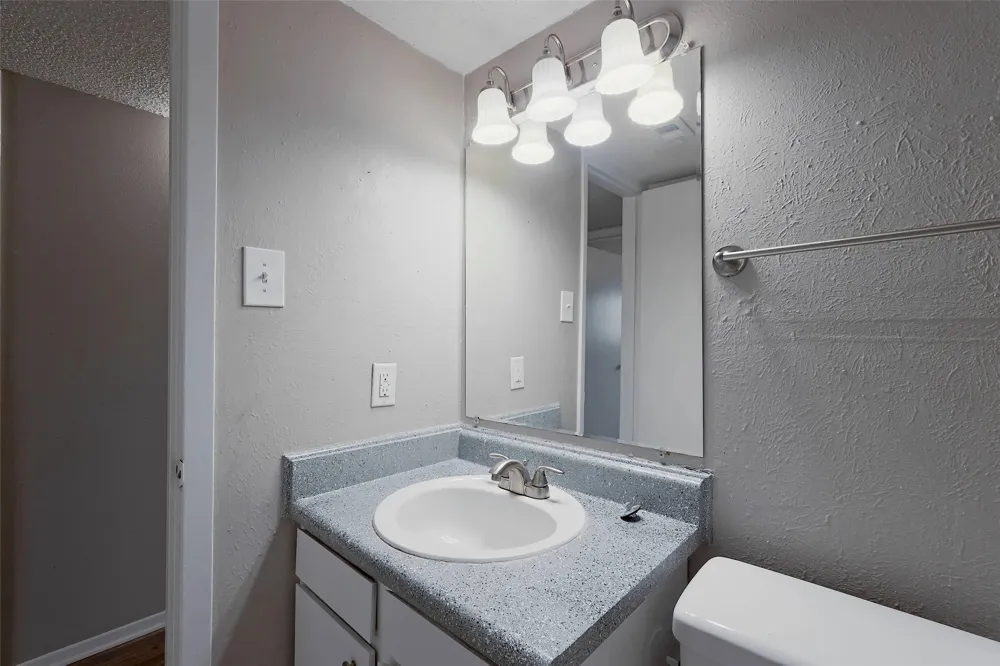 8100 N Mopac Expressway #07-237 Austin, TX 78759