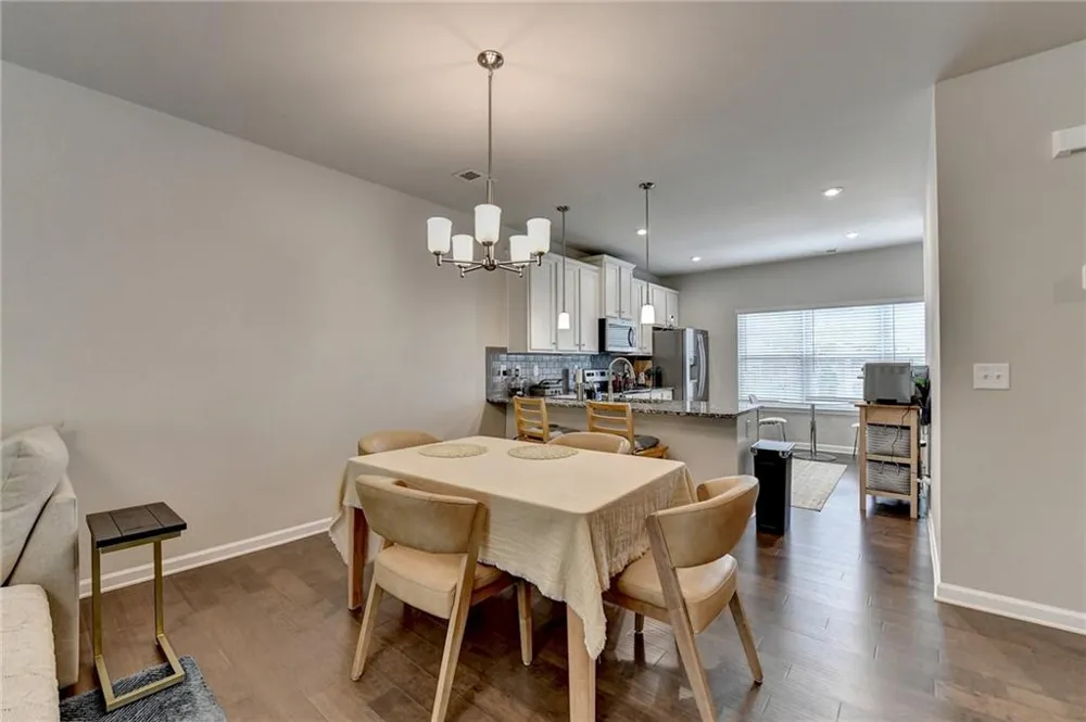 2719 Hedgeway Circle Kennesaw, GA 30144