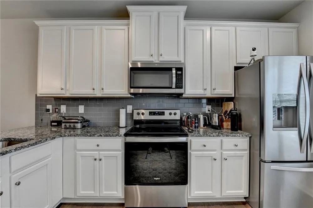2719 Hedgeway Circle Kennesaw, GA 30144