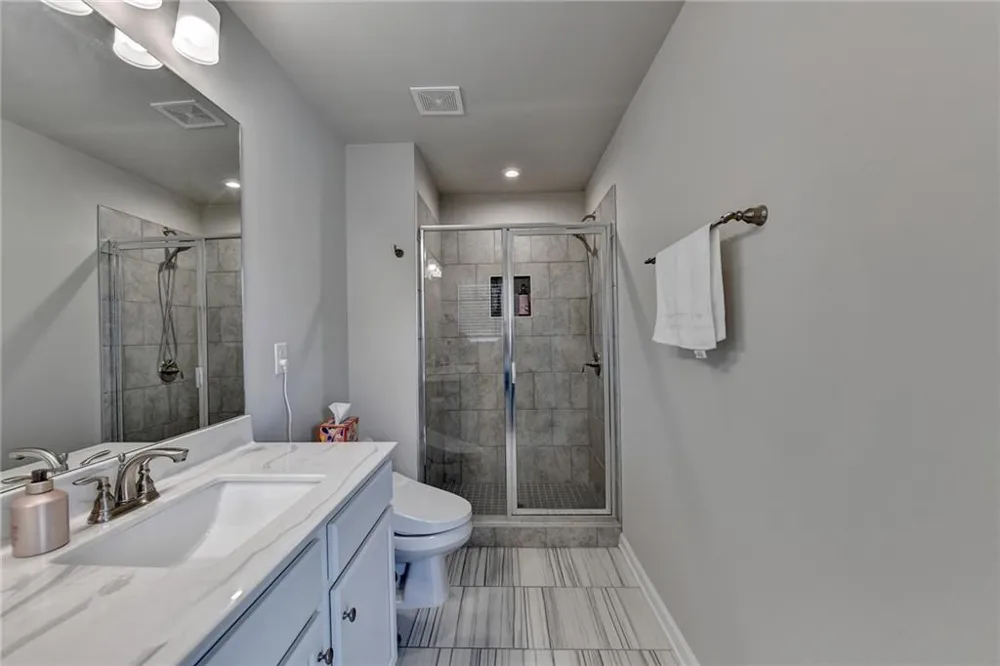 2719 Hedgeway Circle Kennesaw, GA 30144
