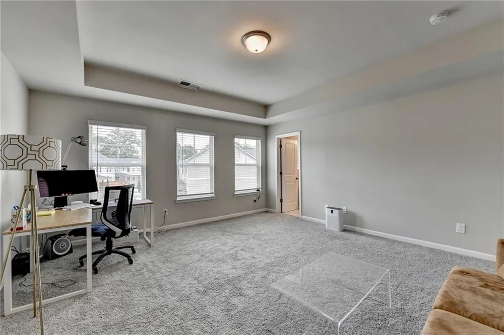 2719 Hedgeway Circle Kennesaw, GA 30144