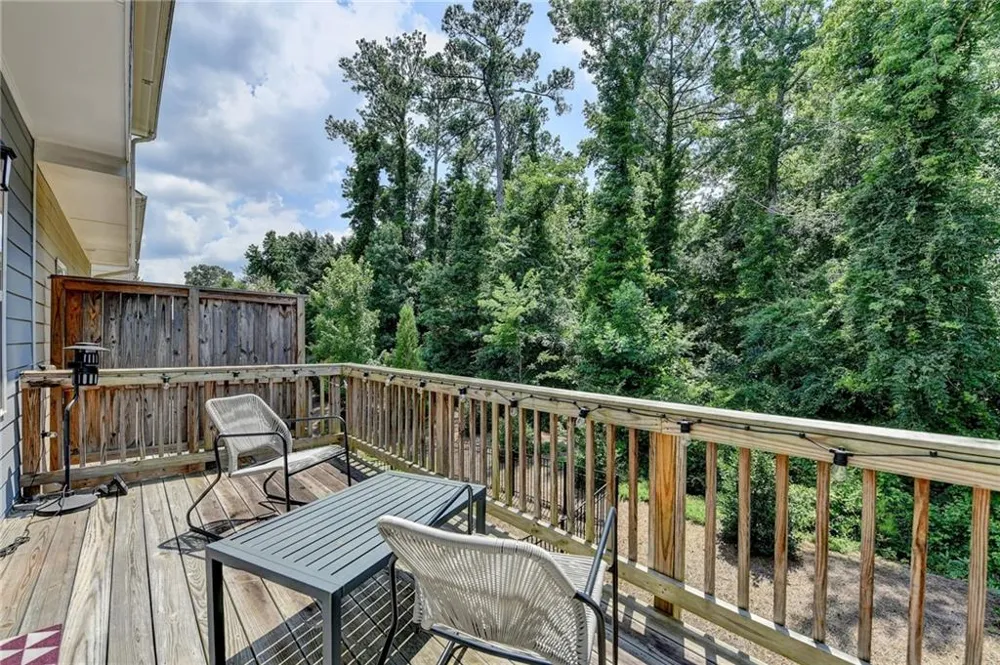 2719 Hedgeway Circle Kennesaw, GA 30144