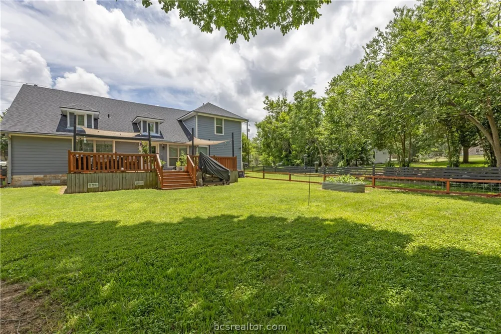 502 W Fawn Street Caldwell, TX 77836