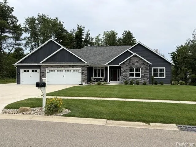 7876 Dorlen Avenue #4 Texas Charter Township, MI 49009