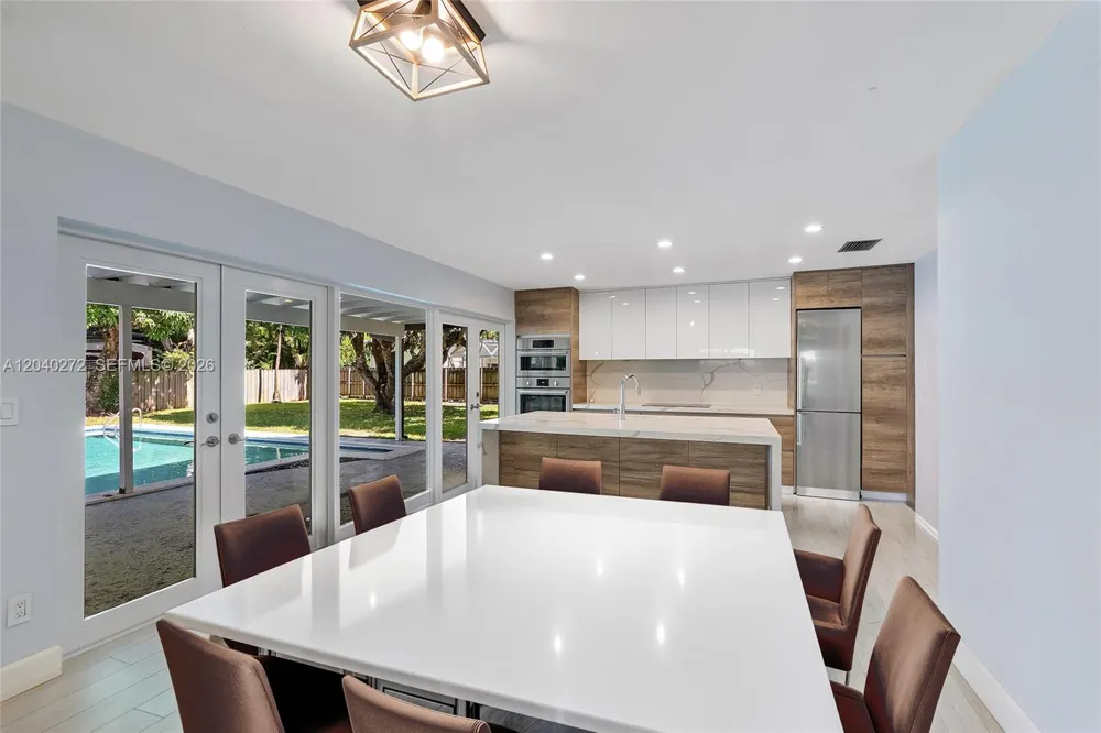 8265 SW 149th Dr Palmetto Bay, FL 33158
