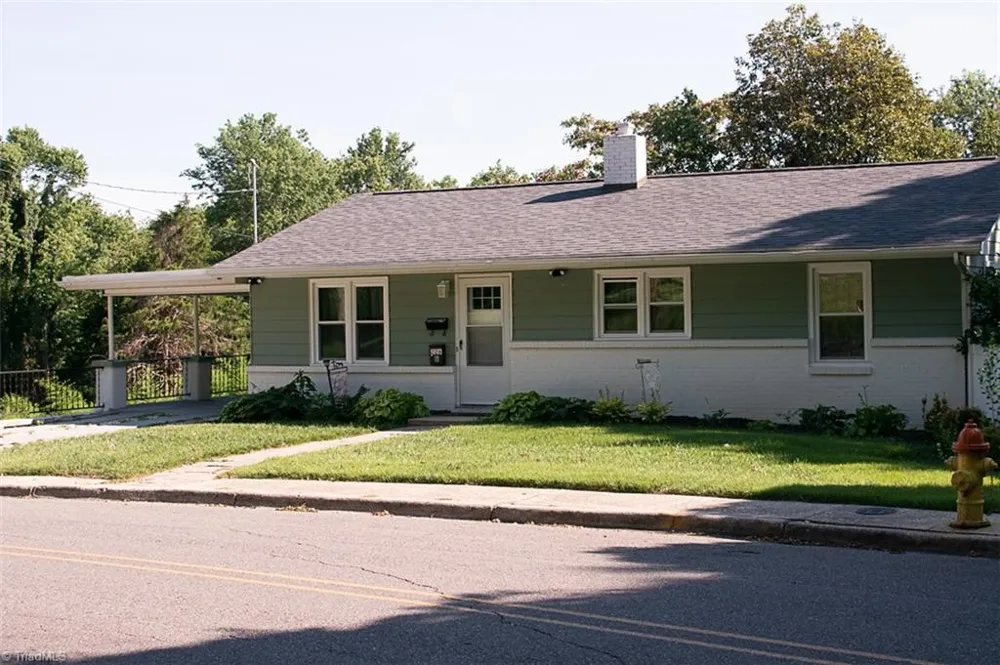 226 E Lebanon Street Mount Airy, NC 27030