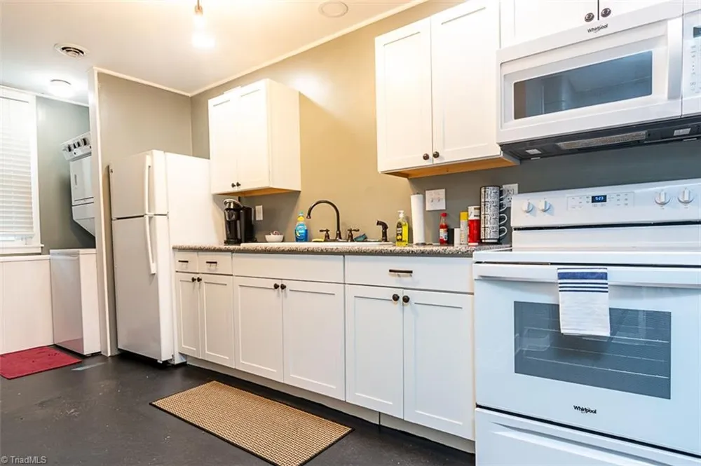226 E Lebanon Street Mount Airy, NC 27030