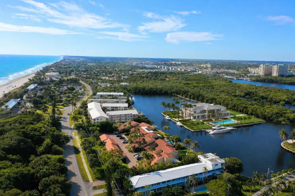 6522 Ocean Boulevard Ocean Ridge, FL 33435