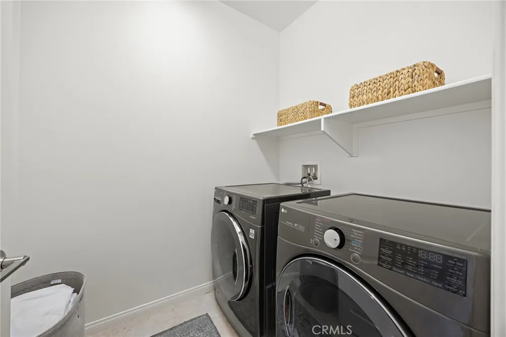 806 E Promenade #C Azusa, CA 91702