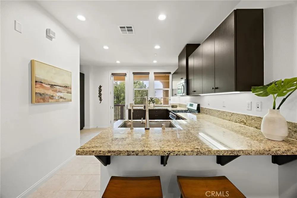 806 E Promenade #C Azusa, CA 91702