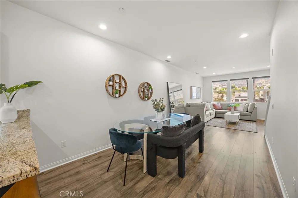 806 E Promenade #C Azusa, CA 91702