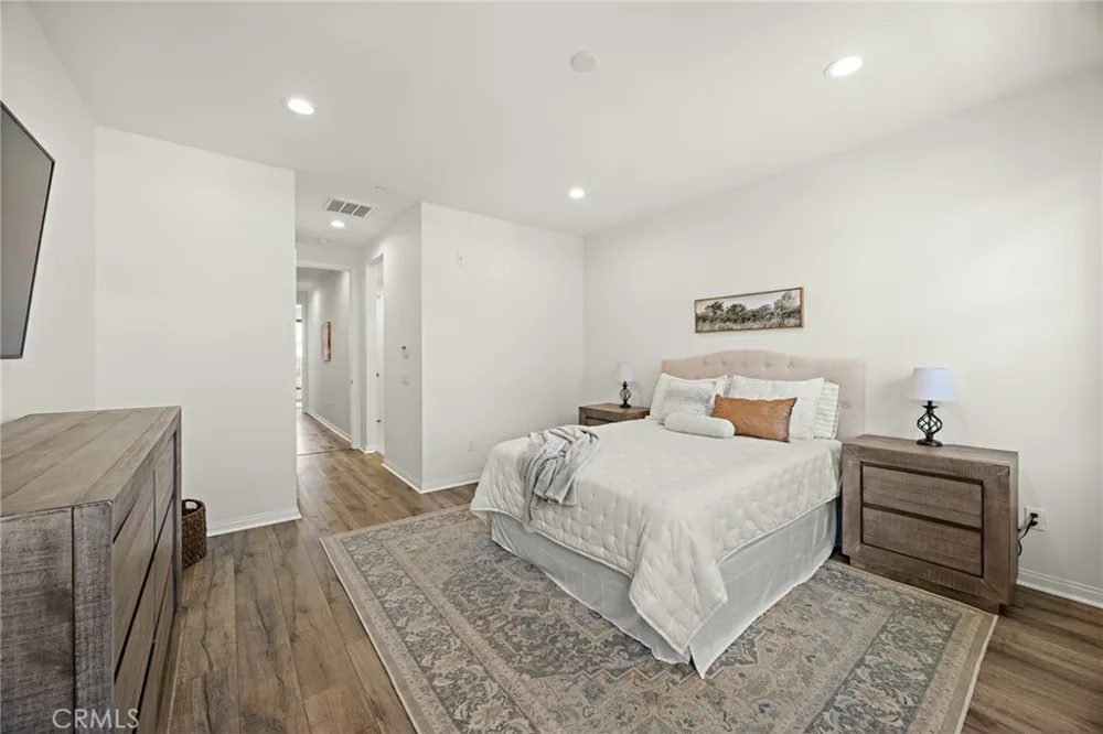 806 E Promenade #C Azusa, CA 91702