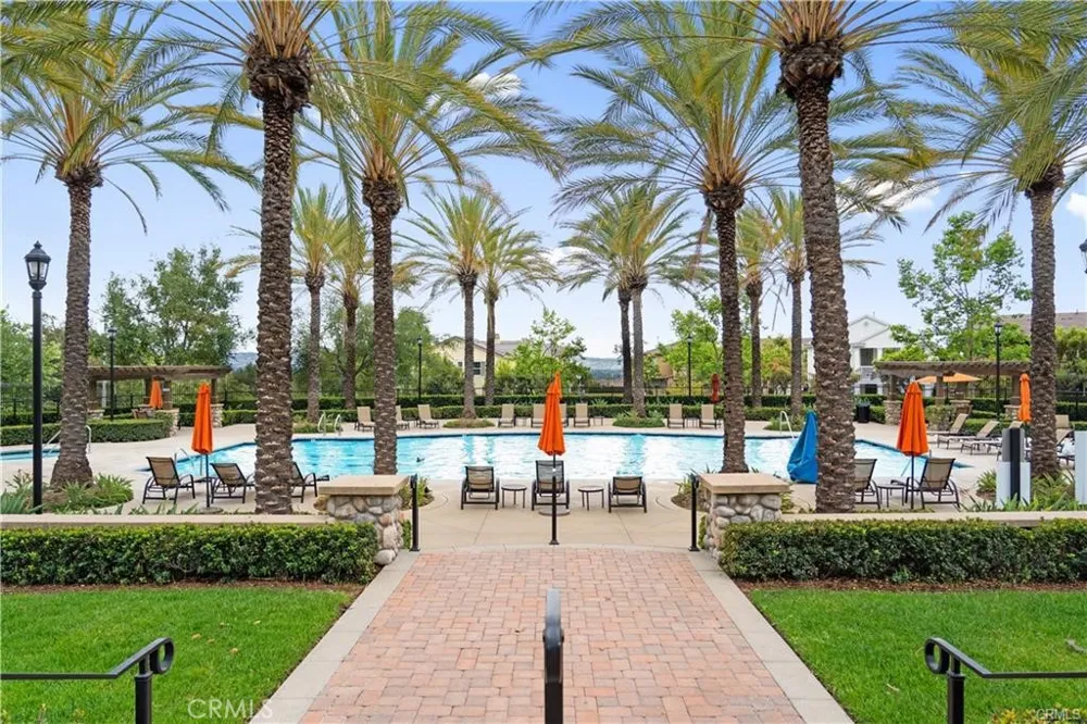 806 E Promenade #C Azusa, CA 91702