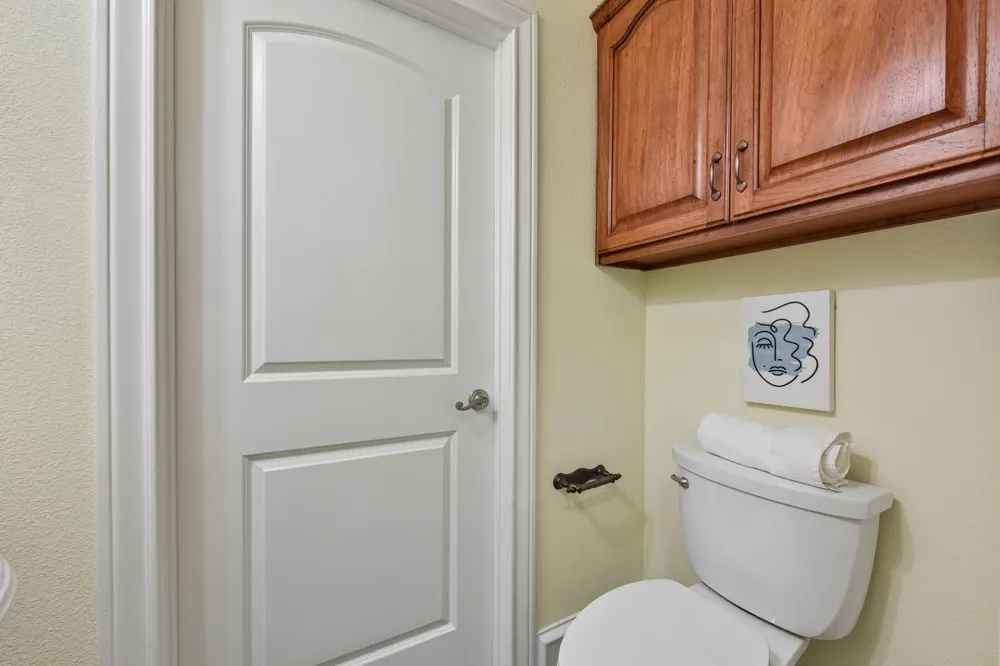 1915 Oak Forest Drive Round Rock, TX 78681
