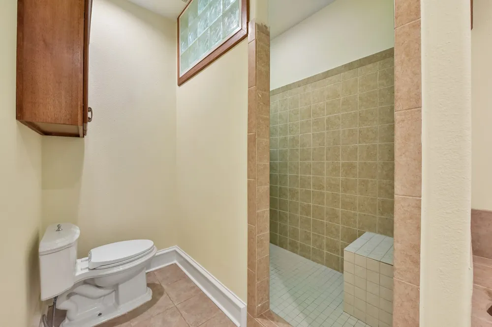1915 Oak Forest Drive Round Rock, TX 78681