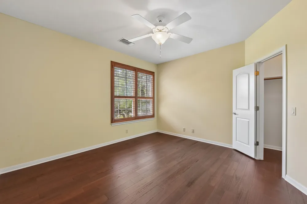 1915 Oak Forest Drive Round Rock, TX 78681