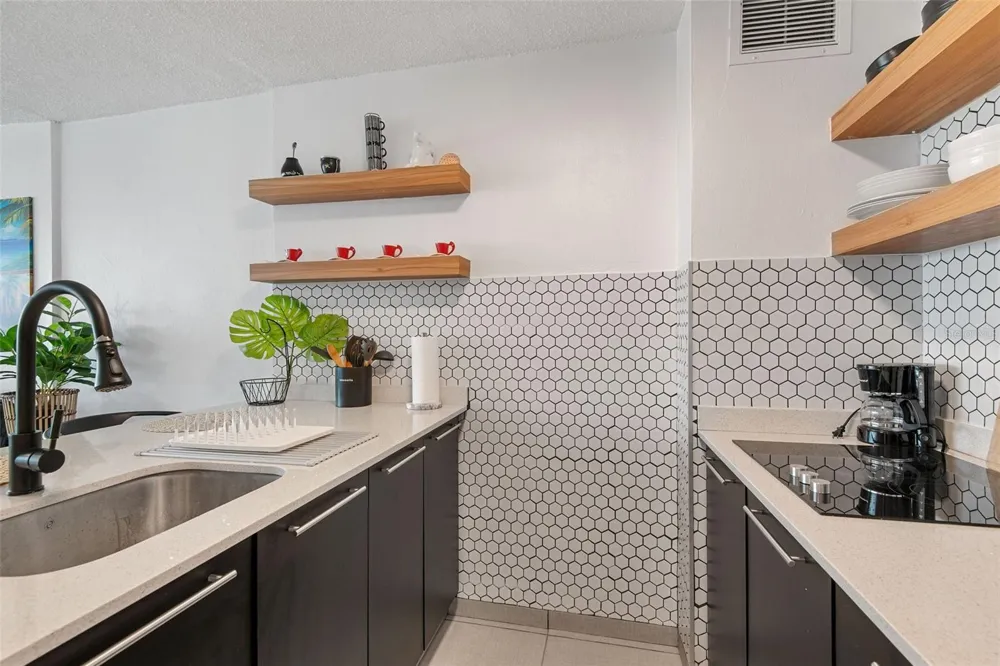 1404 COND PLAYA AZUL III #1404 Luquillo, PR 00773