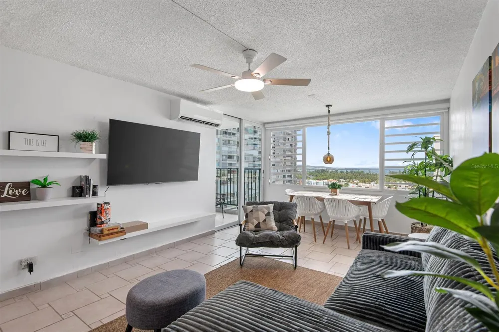 1404 COND PLAYA AZUL III #1404 Luquillo, PR 00773