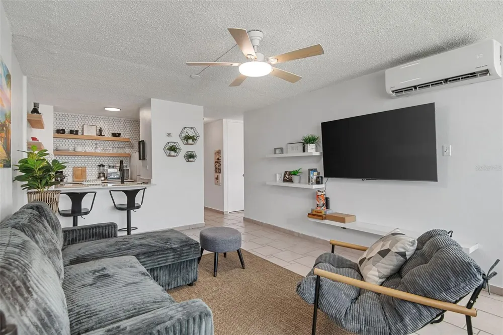 1404 COND PLAYA AZUL III #1404 Luquillo, PR 00773